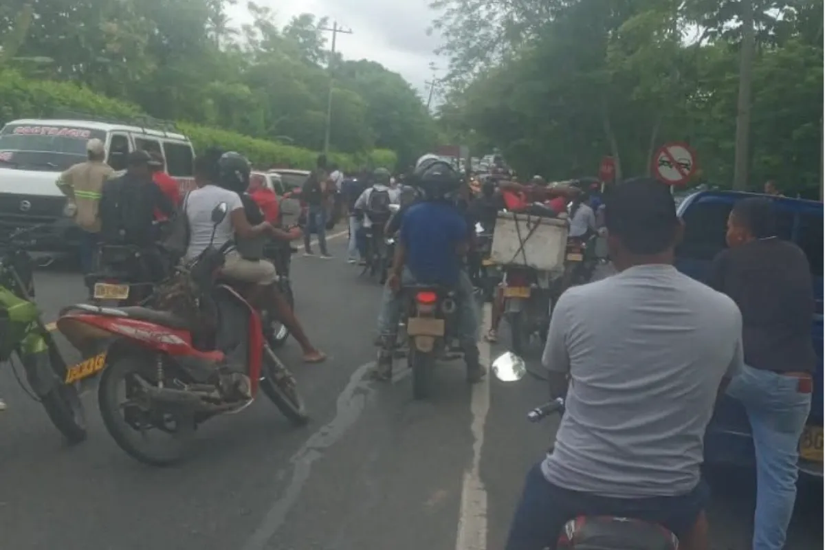 Bloqueada la vía Lorica- San Antero: Comunidad pide arreglo de red carreteable