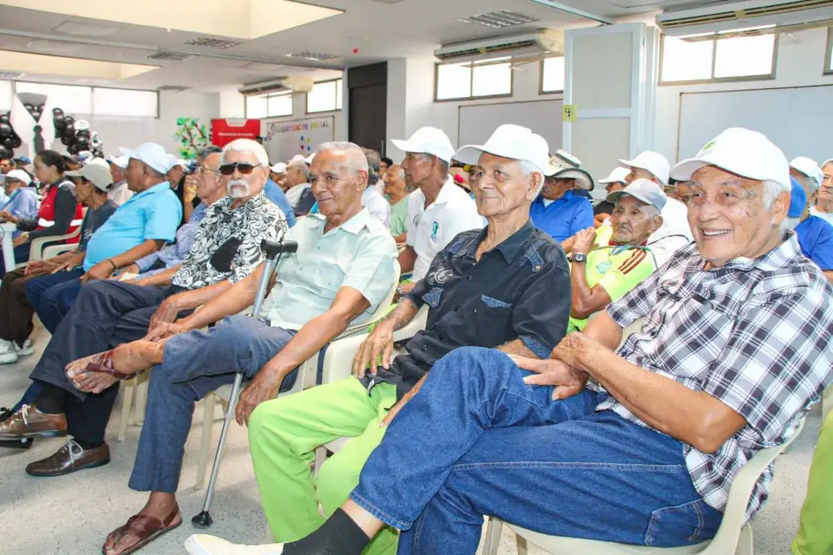 Veolia fortalece la creatividad ambiental junto a adultos mayores