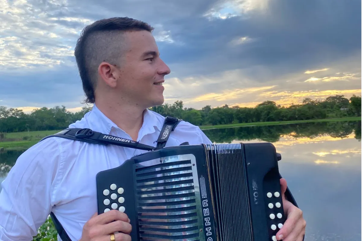 Fausto Arrieta representa a Sucre en el Festival Semillas del Folclor de Sahagún