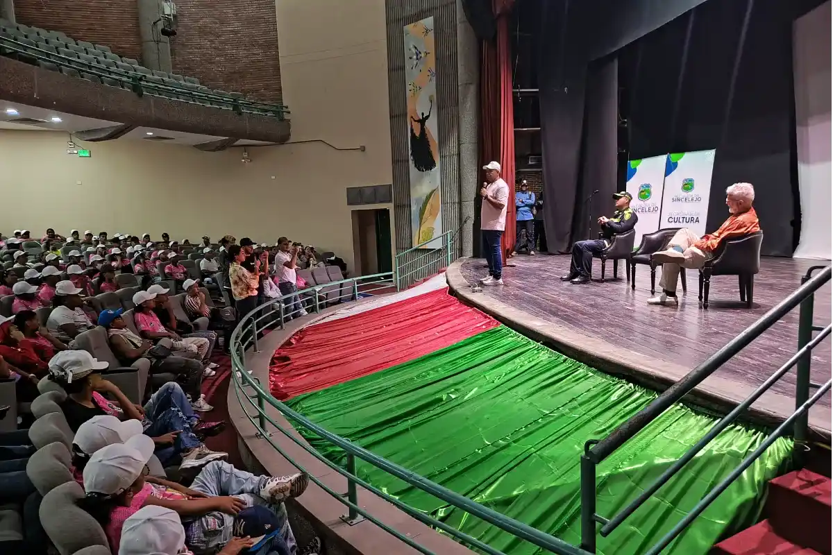 En Sincelejo se habla sobre jóvenes, paz y conciencia