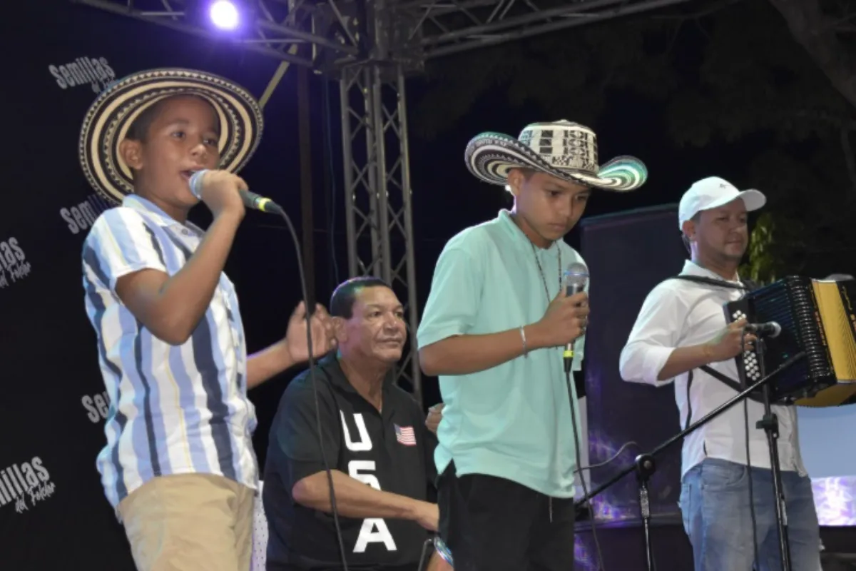 ¡Sahagún de fiesta con el Festival Semillas del Folclor!