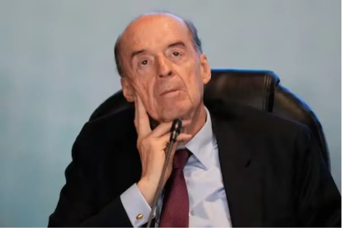 Álvaro Leyva habría buscado apoyo de Trump para tumbar a Petro
