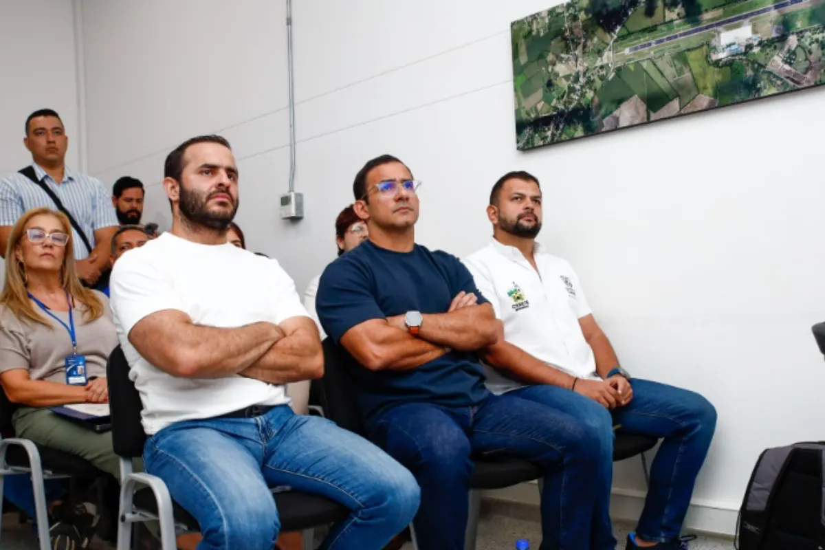 Alcalde y Gobernador revisan avances hacia la internacionalización de Los Garzones
