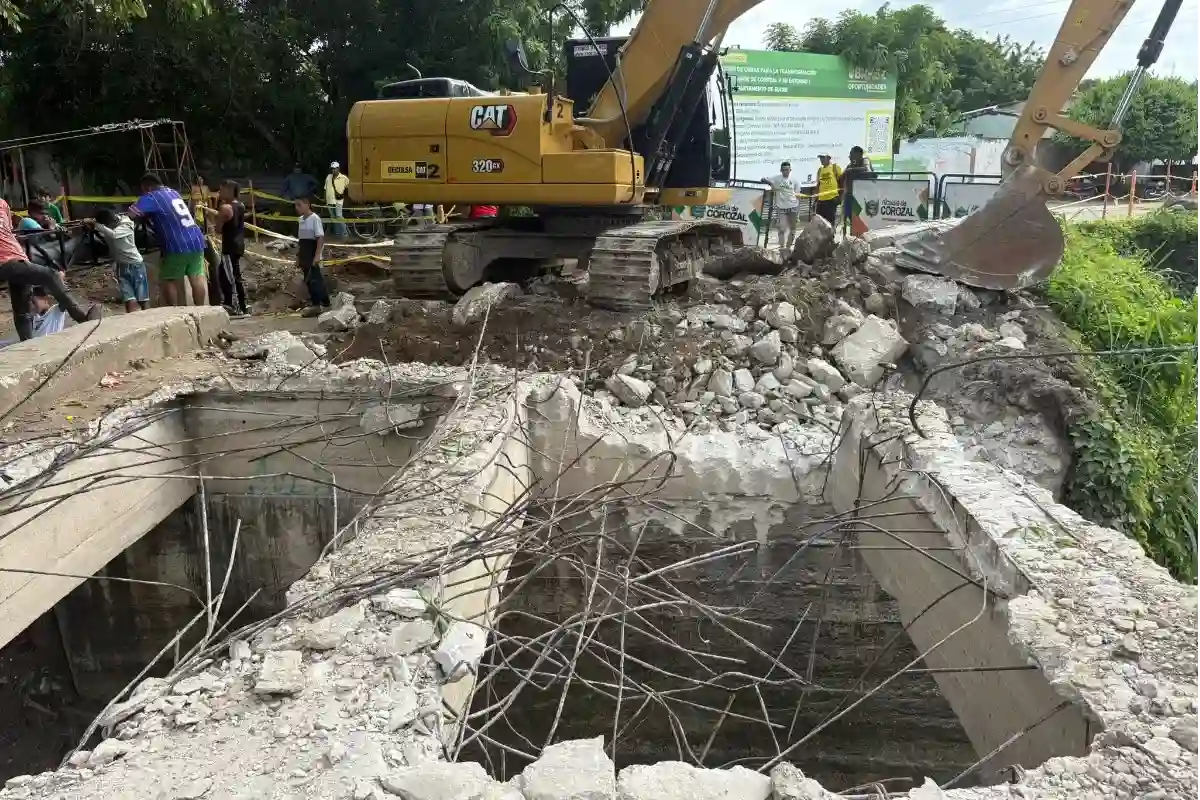 Comenzó la demolición del puente La Josefina