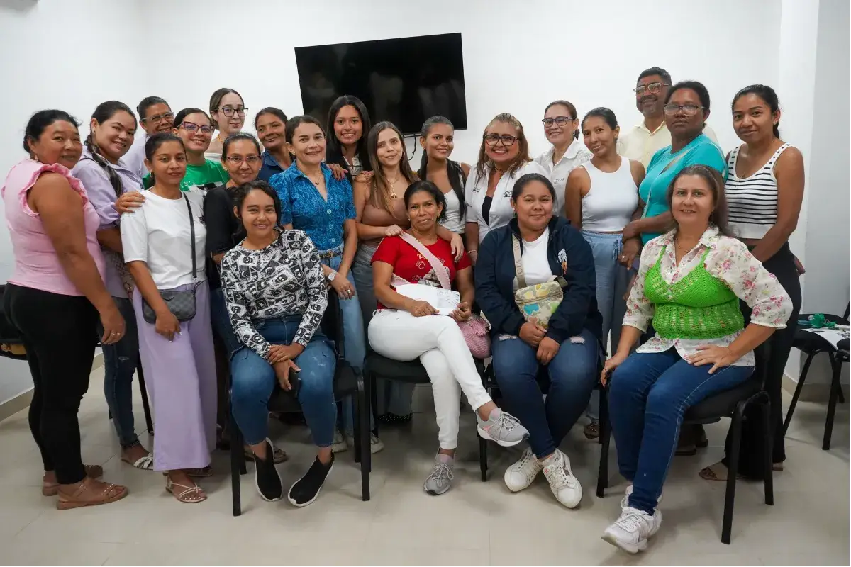 Mujeres sampuesanas a emprender