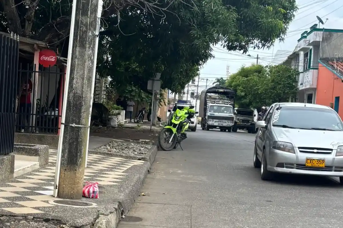 Se les abalanzó para que no lo mataran