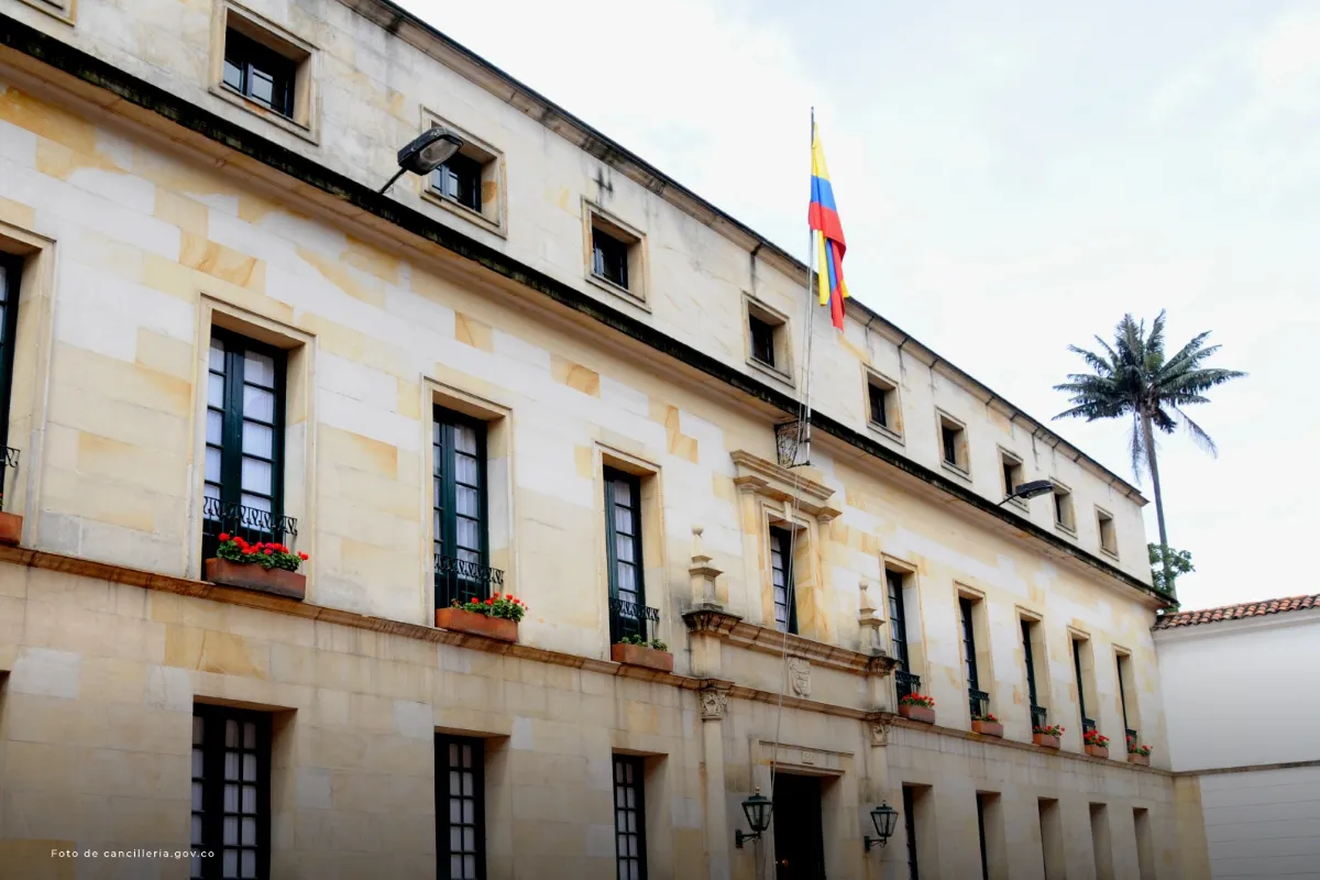 Procuraduría inspecciona la Cancillería por el caso de pasaportes