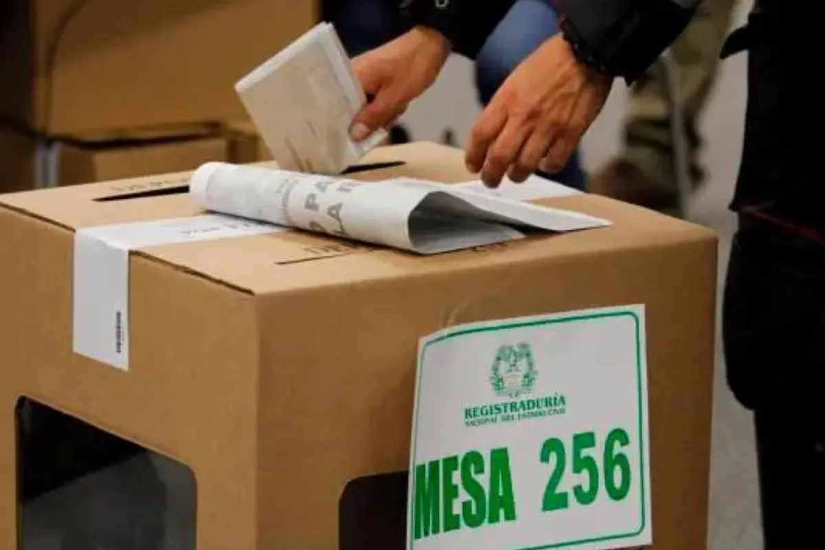Hay riesgos electorales por inscripción de cédulas en 52 municipios: MOE