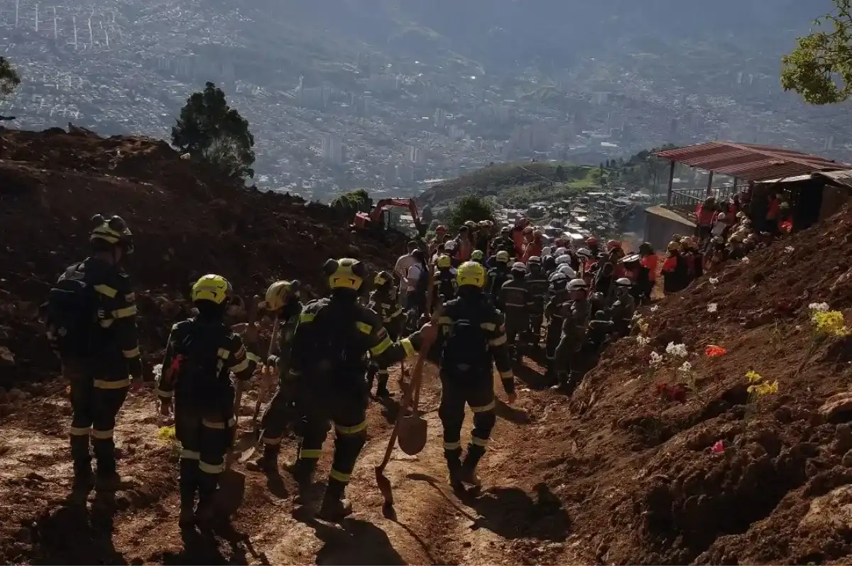Finaliza la búsqueda de desaparecidos en Bello tras derrumbe