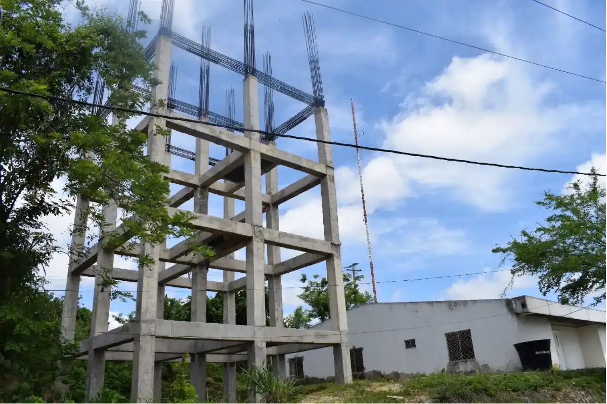 Obra en acueducto de Mata de Caña y Mateo Pérez no ha sido reanudada