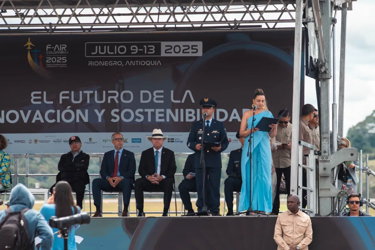 Tensión política opaca apertura de la Feria Aeronáutica en Rionegro