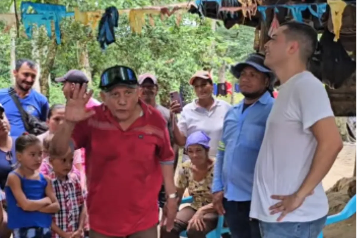 La Pozona, en Sucre, Sucre, cuenta con energía solar