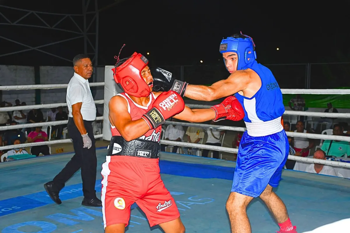 Alcaldía de Los Córdobas acogió velada nacional de boxeo