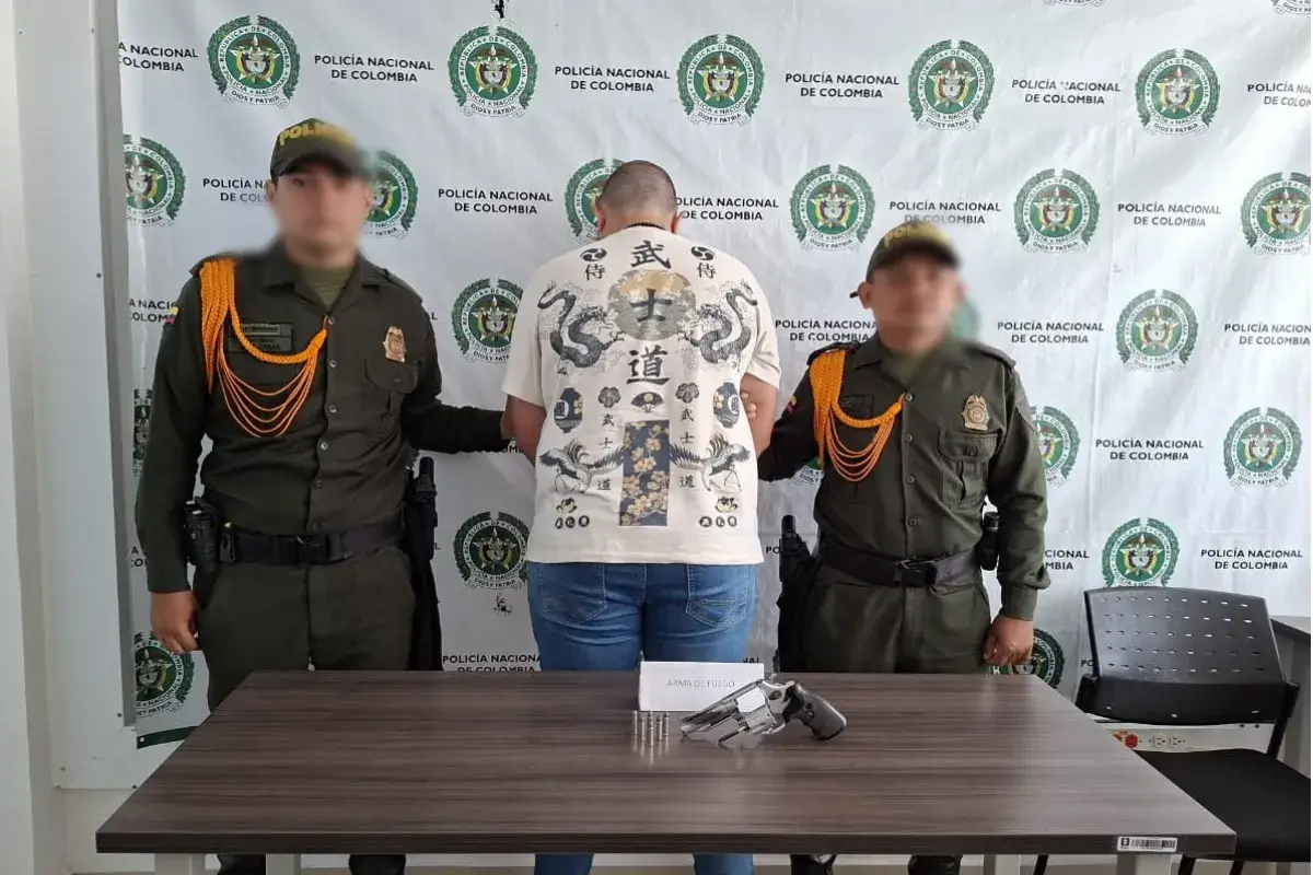 El revólver que portaba era ilegal
