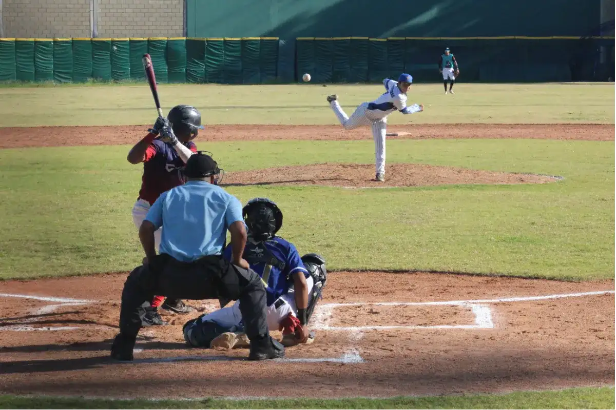 Colo's ganó el primer juego del Torneo Internacional de Béisbol