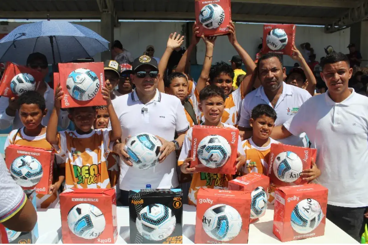 ¡Alcalde de Chinú le apuesta al deporte con el I Campeonato Municipal de Escuelas!