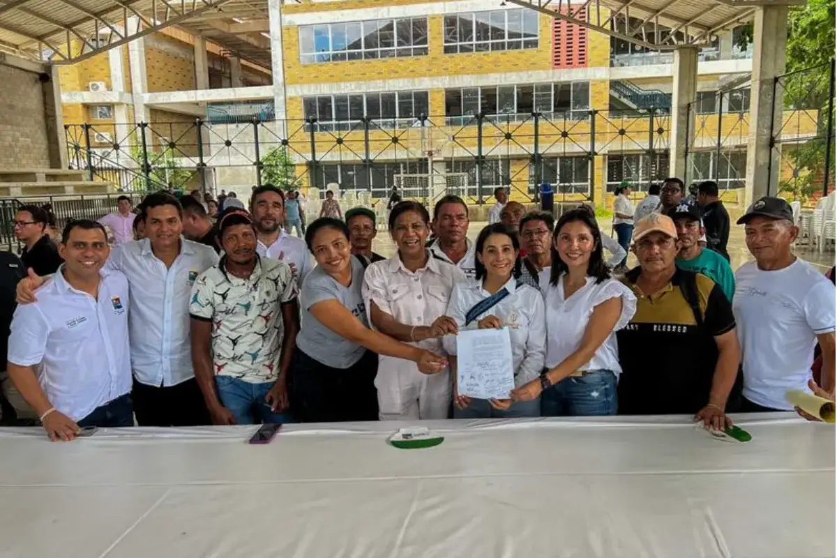 Construyen hoja de ruta para formalizar la minería tradicional en Sucre