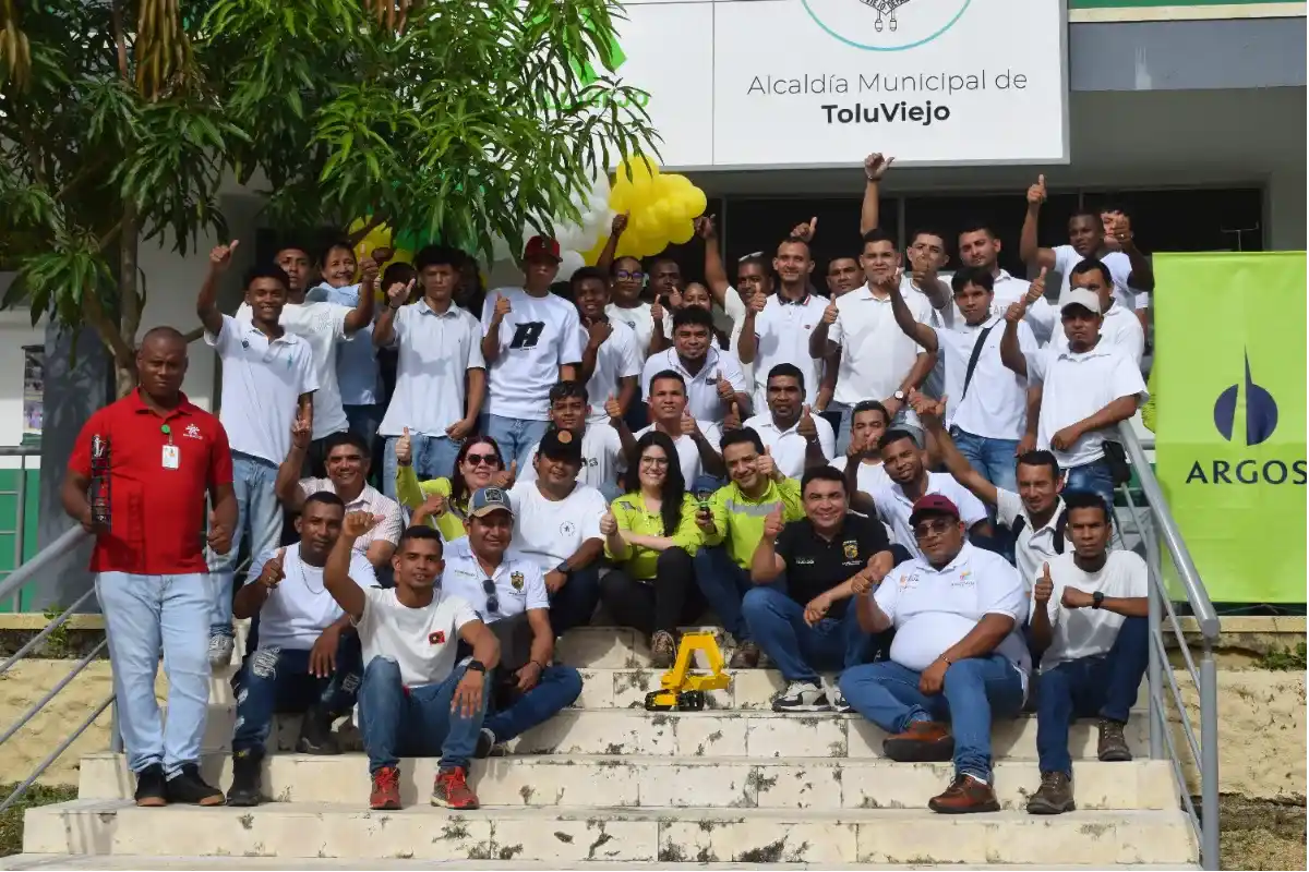 Jóvenes de Toluviejo demuestran su talento en la Primera Feria de Soldadura