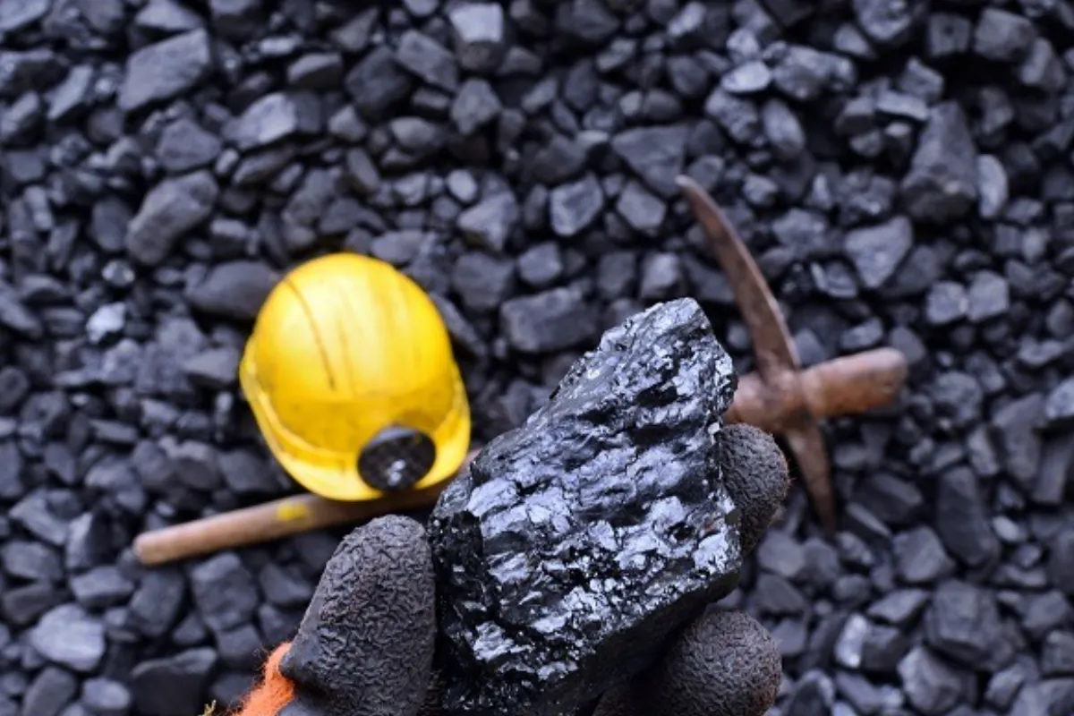 Petro frenará exportación de carbón