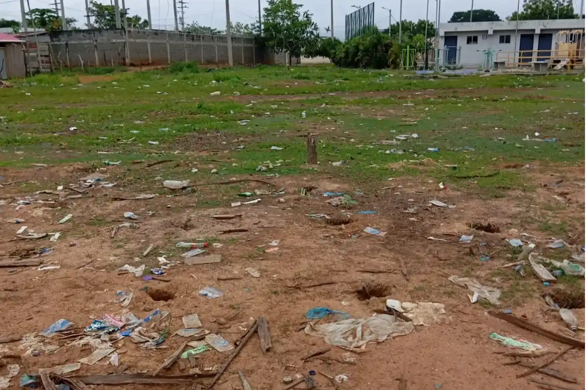 Cancha deportiva de Momil, en ruinas