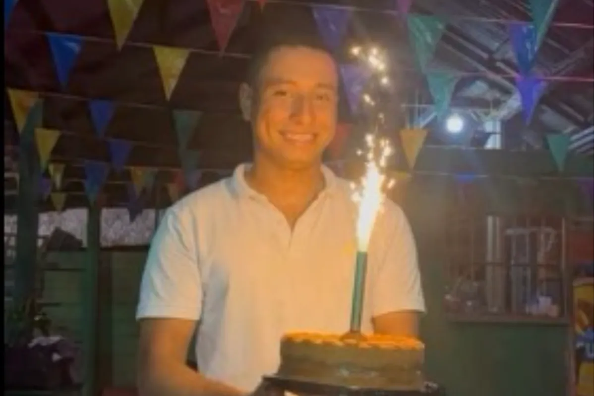 Joven muere tras caer de su moto