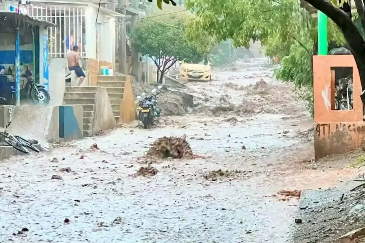 Lluvias generan caos en Santa Marta