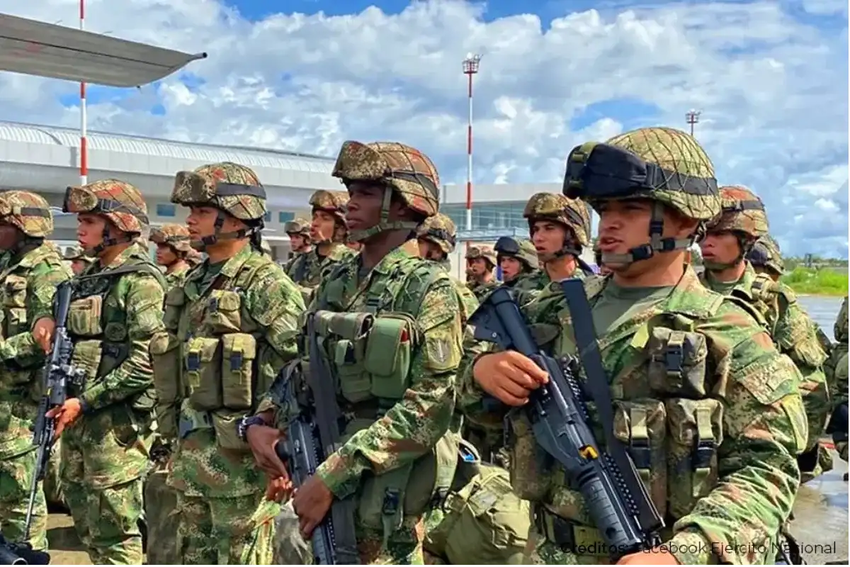 Ejército ajusta mandos: general Mejía sale del Cauca