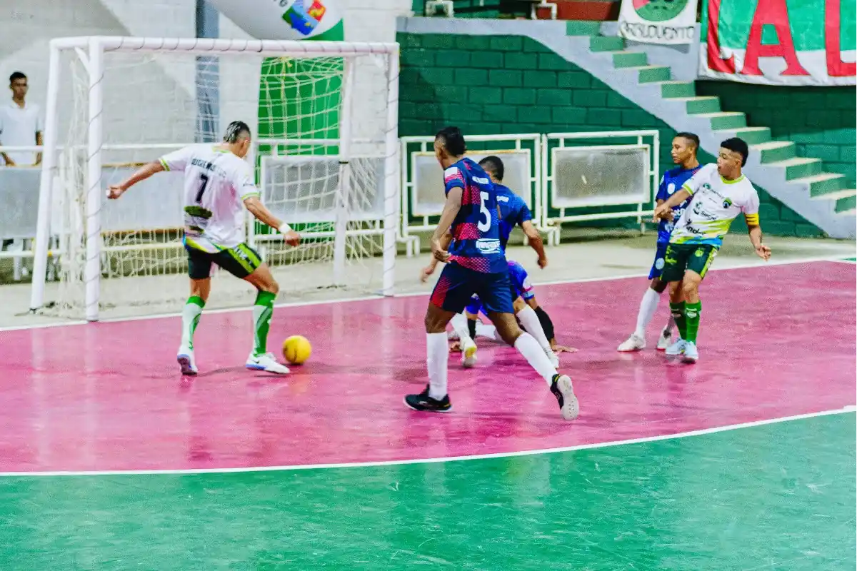 Primera victoria de Sucreños FSC