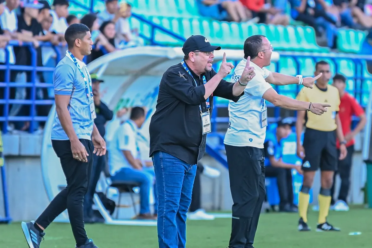 ¡Triunfo de Jaguares y sigue haciendo la tarea en casa!
