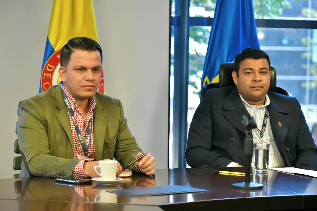 Sneyder salpicó a Chagüi y Meza