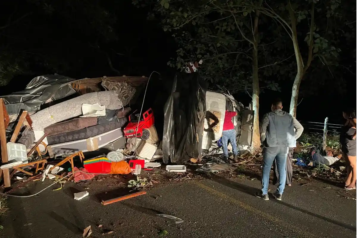 Dos muertos y cuatros heridos en accidentes