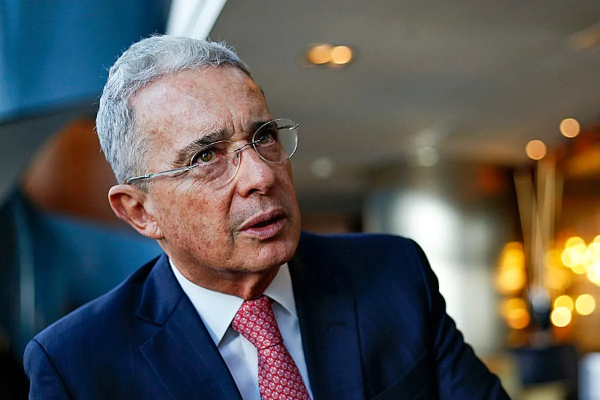 La juez se equivocó, Uribe en libertad: Tribunal