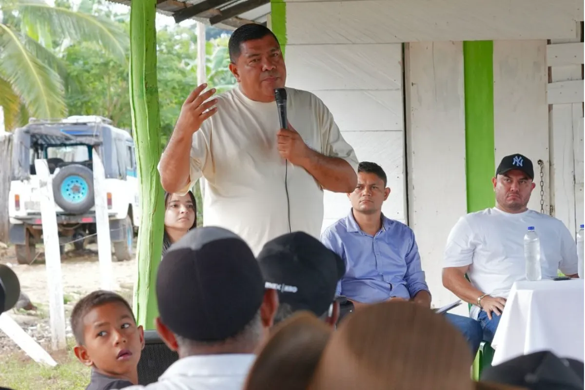 Alcaldía de Los Córdobas garantiza soluciones de agua potable para Santa Rosa de La Caña.