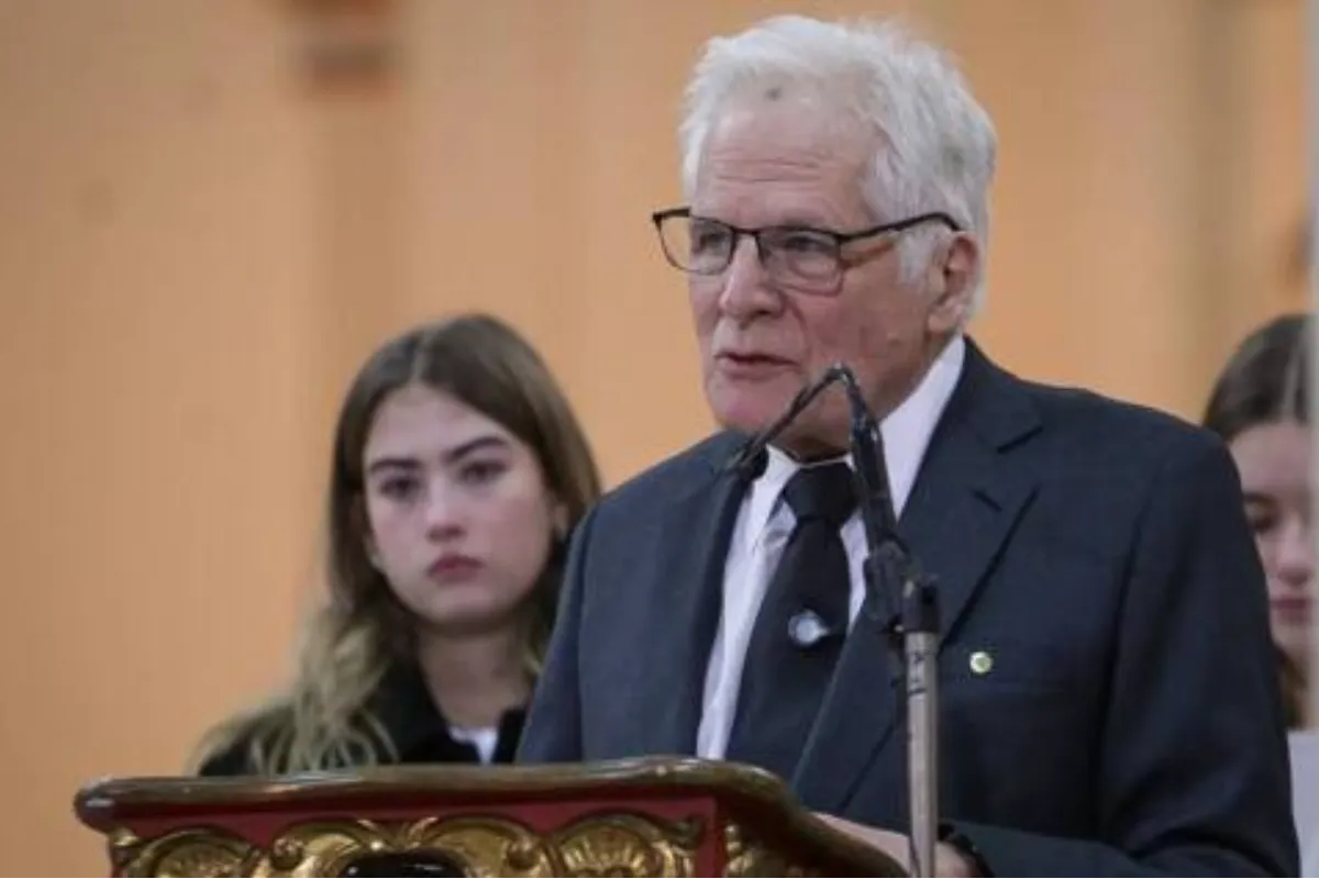 Miguel Uribe Londoño entra en la carrera presidencial del Centro Democrático tras el asesinato de su hijo