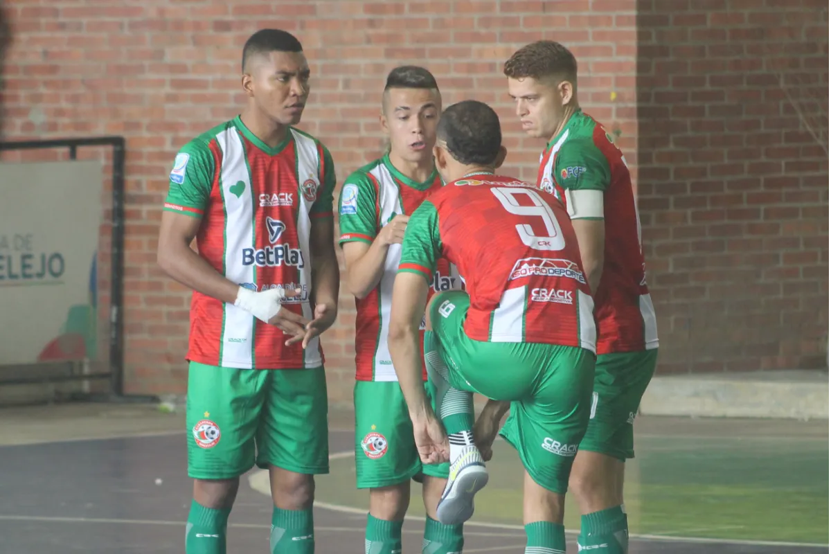 Equipos sucreños juegan en casa en el fútbol de salón y fútbol sala