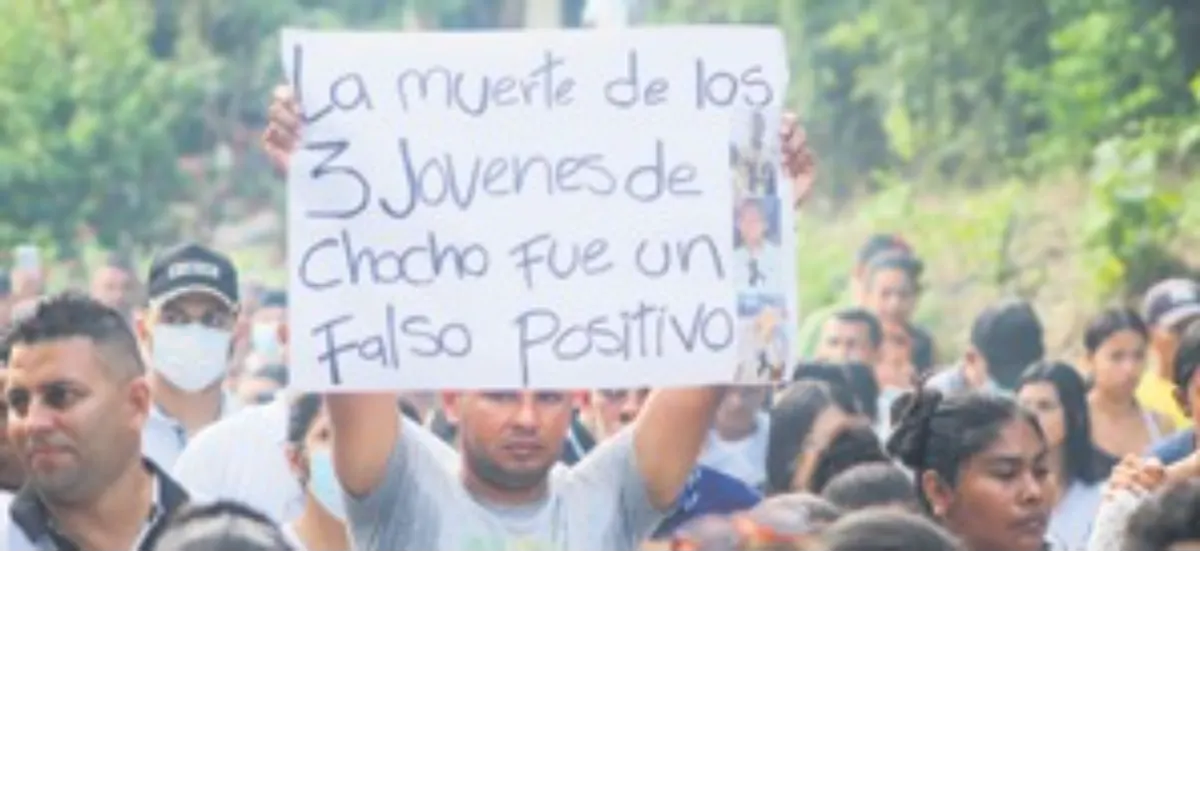 Jóvenes de Chochó asesinados: familia y amigos les dieron el último adiós