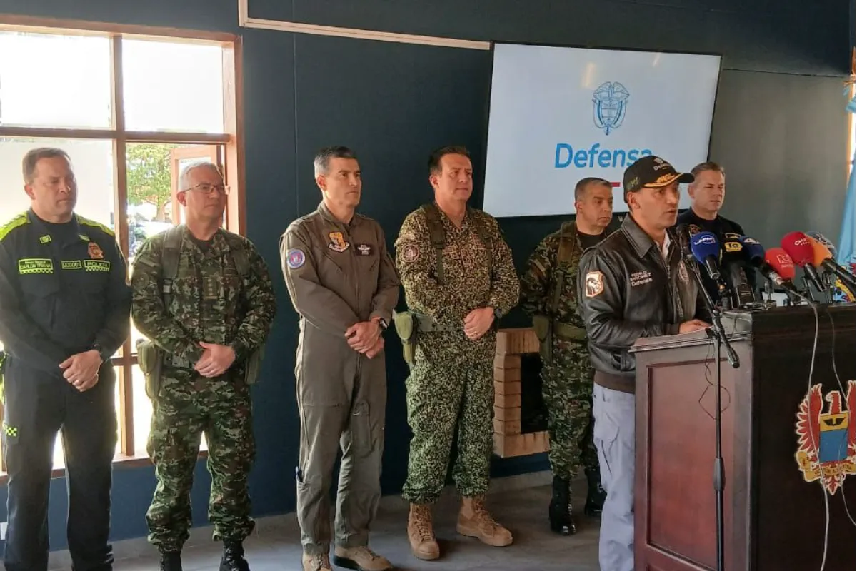 Ofrecen recompensa de 2 mil millones por alias “Chejo”, señalado como responsable del ataque a un helicóptero en Antioquia