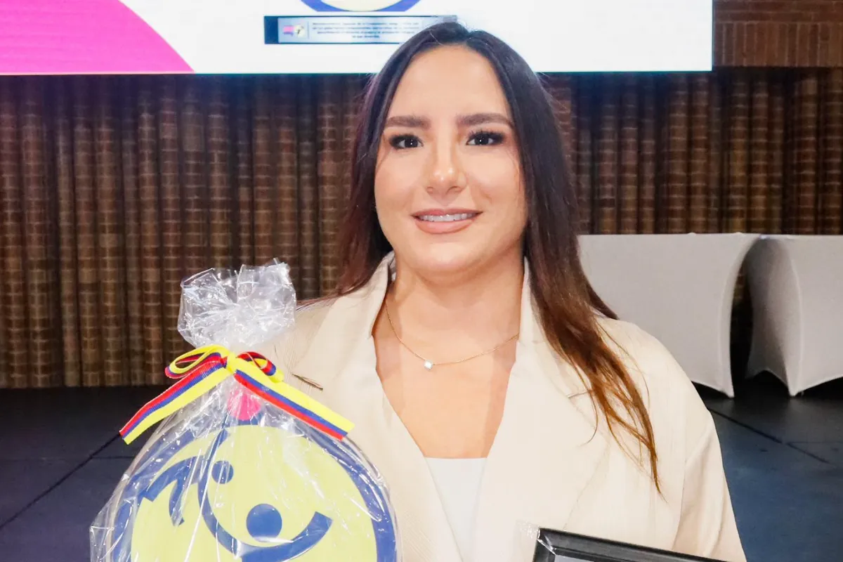 Bolívar comprometido con los derechos de la niñez