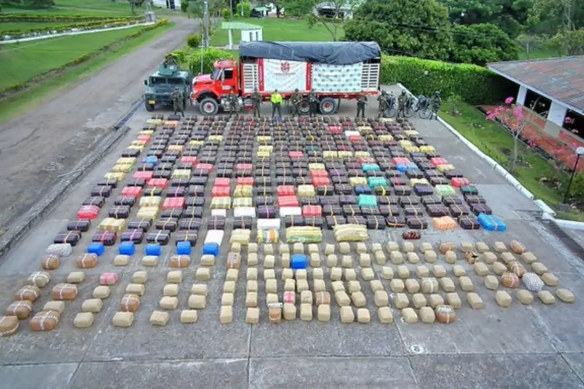 Duro golpe al narco tráfico: incautan ocho toneladas de droga en el Huila