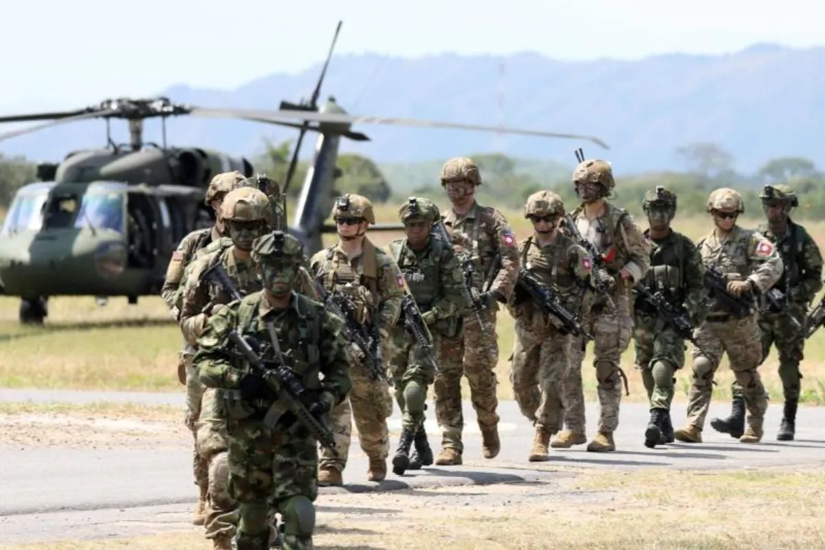 Petro ordenó militarizar frontera con Venezuela