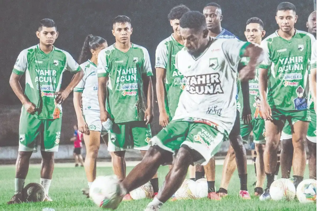 Once Sucre igualó en la Primera C con Rey Pelé