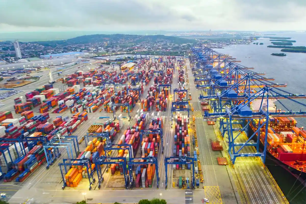 Exportaciones del país tuvieron una disminución del 4.1 % en 2025