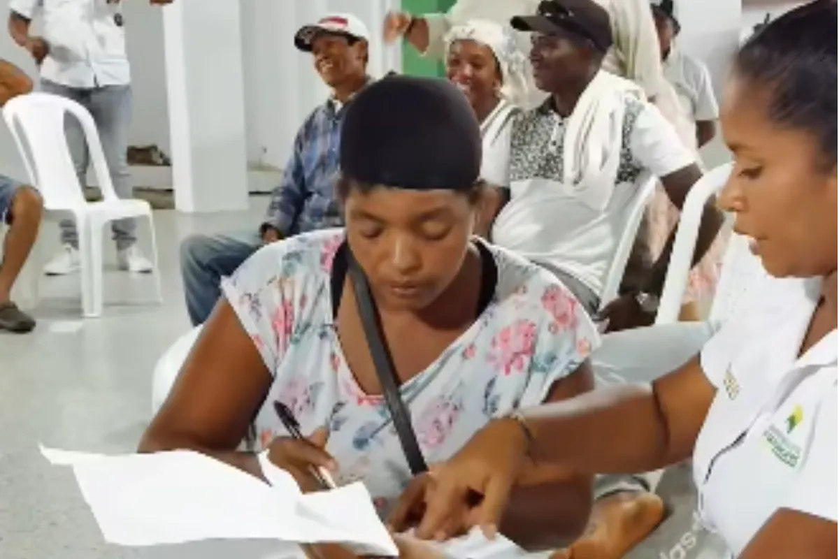 Alcaldesa aplicará estrategia social comunitaria para arreglar puntos críticos en Bolito, San Onofre