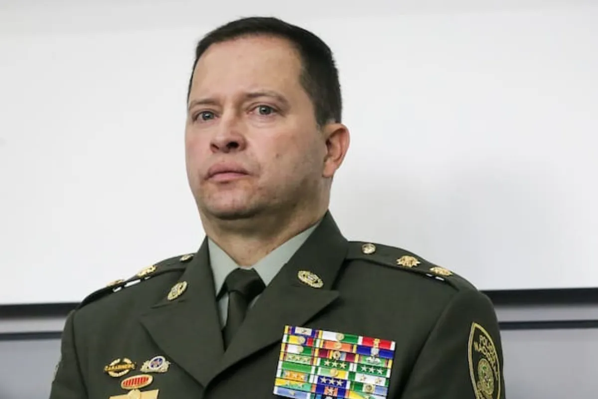 Gobierno los envió a hacer lobby
