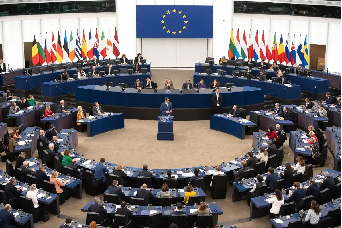Parlamento Europeo condena asesinato de Miguel Uribe
