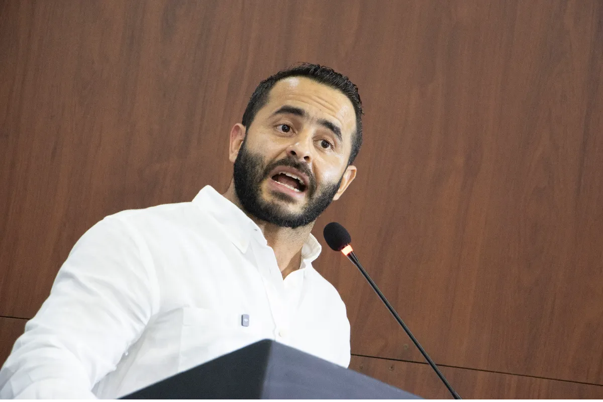 "Gobernadores y alcaldes estamos sacando el país adelante"
