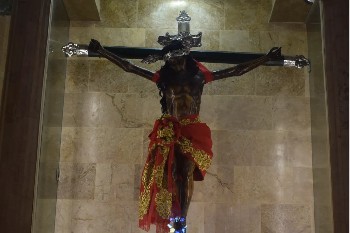 San Benito Abad recibe a miles de feligreses que con fe y amor confían en El Negrito de la Villa
