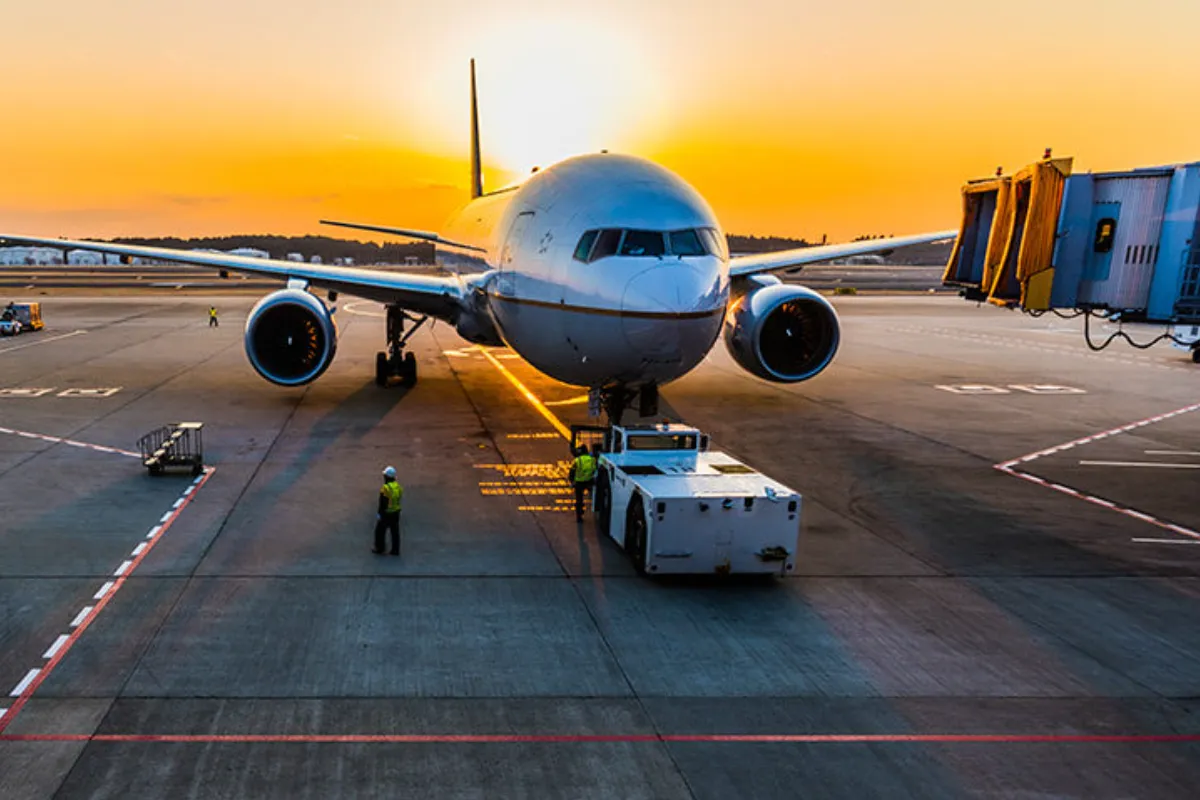 Contraloría detecta irregularidades en 10 aeropuertos del país