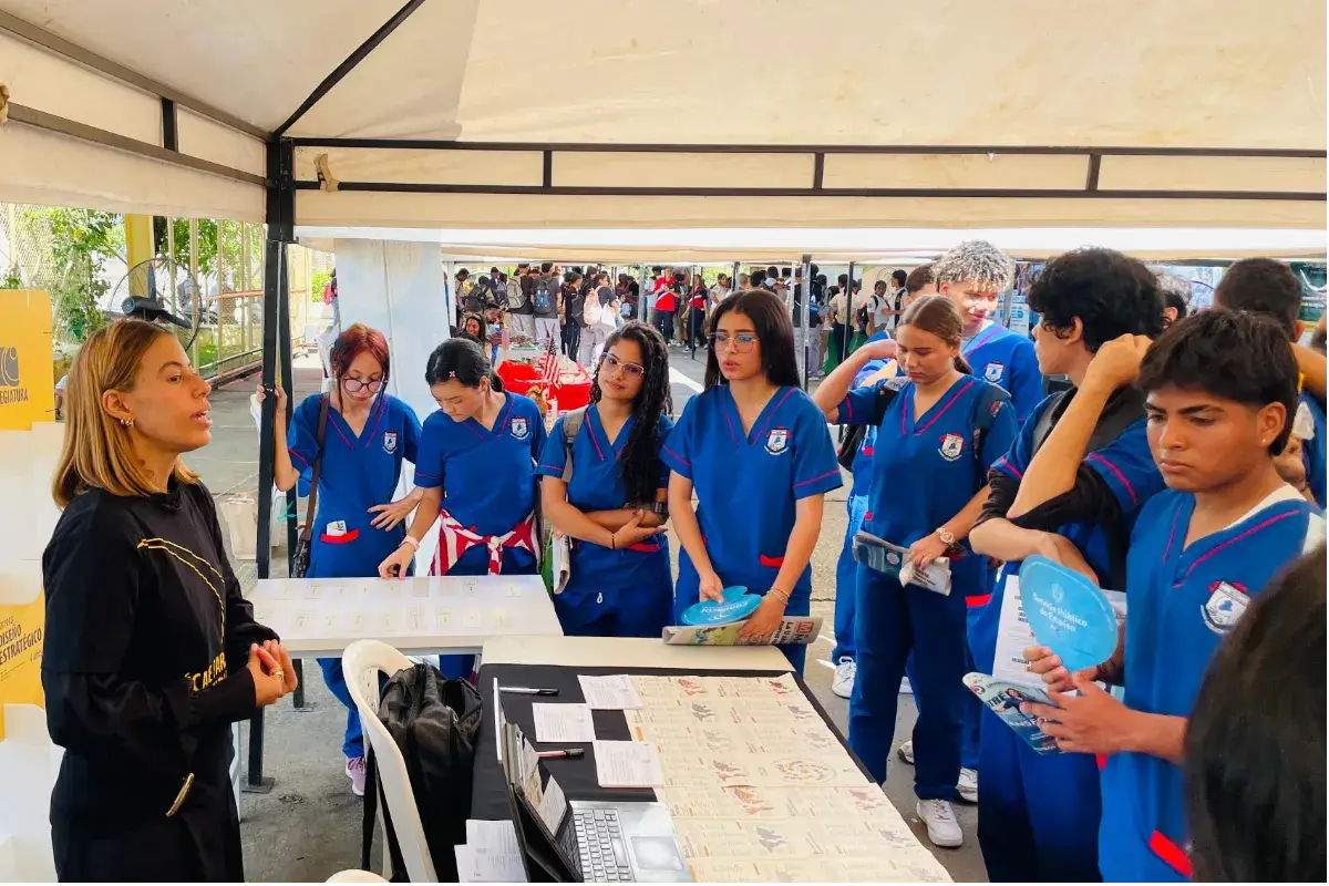 El Meridiano se convirtió en campus con su feria universitaria