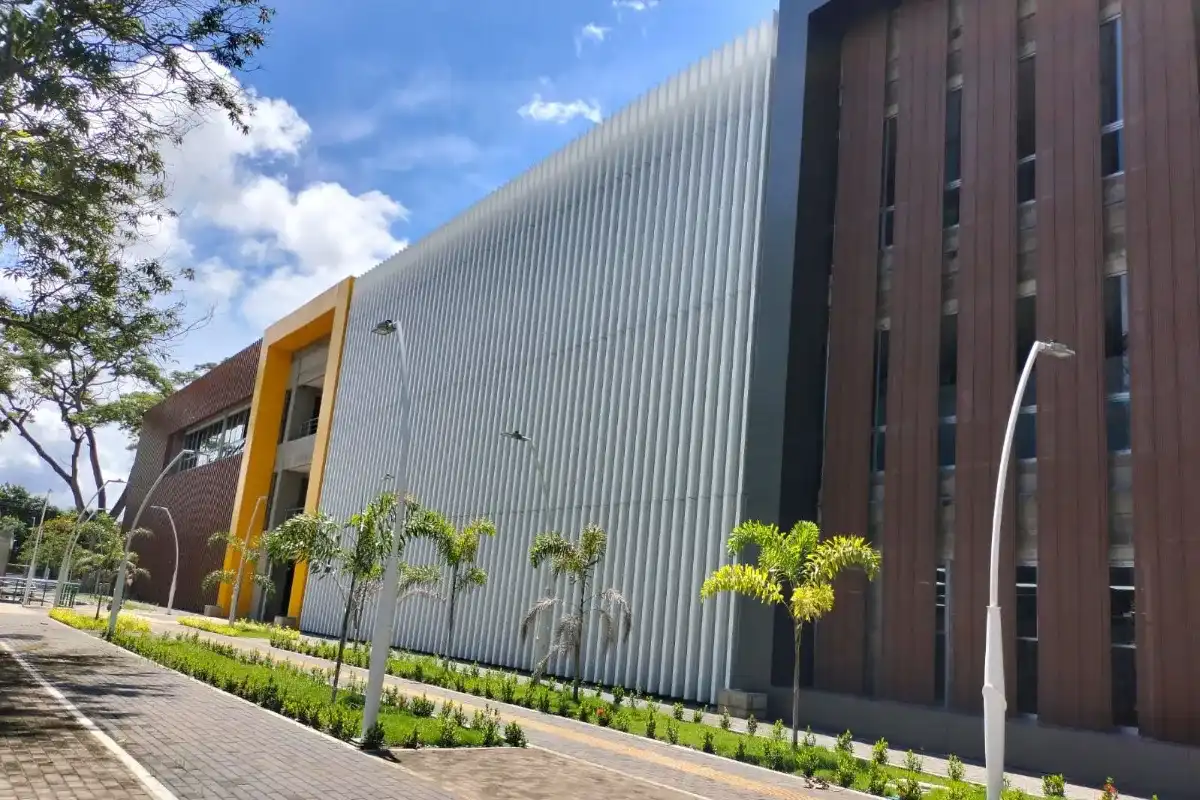 La U. del Sur le apuesta al futuro académico